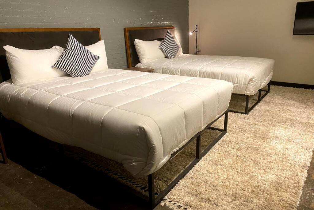 3E-Spacious 2 Bedroom In Oakland, Sleeps 8 Pittsburgh Extérieur photo